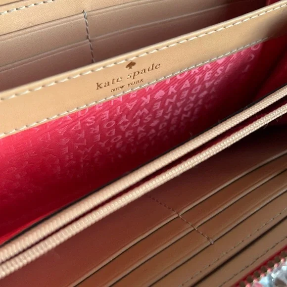 Kate Spade Coral Zip-Around large Wallet like new - Picture 9 of 12